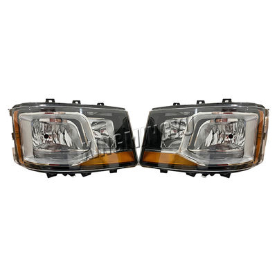 2655842 2655843 2379890 2379894 2674385 2674384 Faretti elettrici con luce diurna Faretti a LED per camion Scania