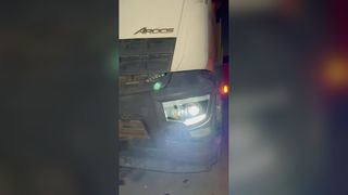 Aggiornamento dei fari a LED per camion Mercedes Arocs Antos